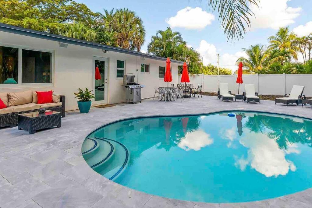 Private Oasis With Pool Near Beaches, Dining & Las Olas 劳德代尔堡 外观 照片